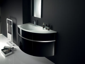 Mobile per bagno 105 cm con lavello in cristallo e frontale in nero lucido | Progetto Bagno